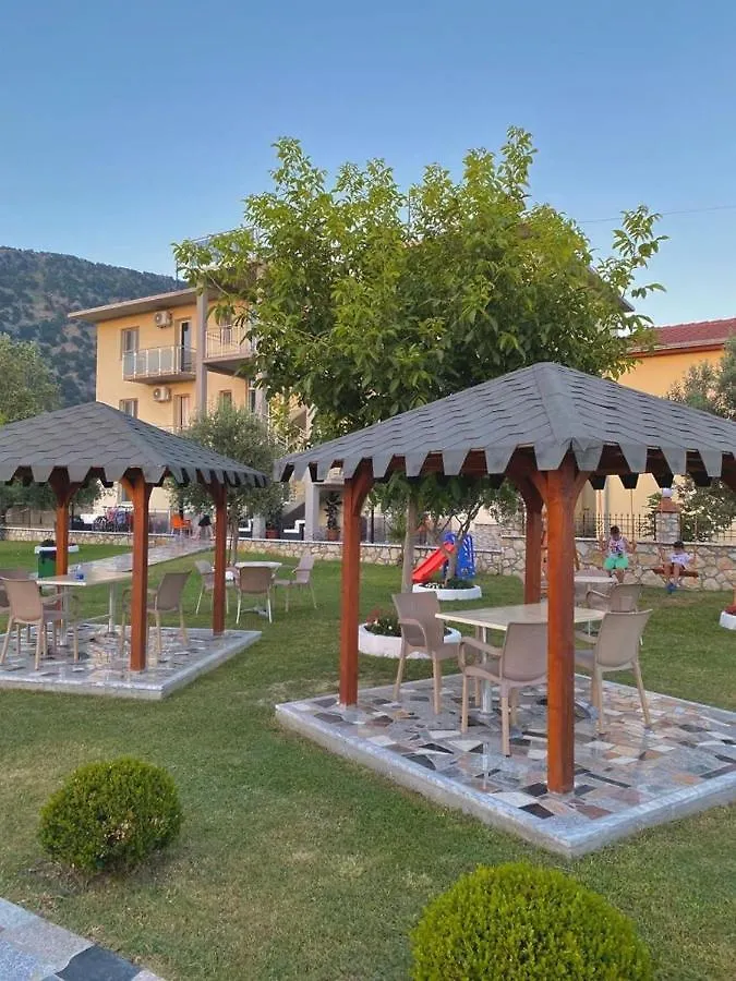 Vila Hotel Velipojë Lägenhetshotell