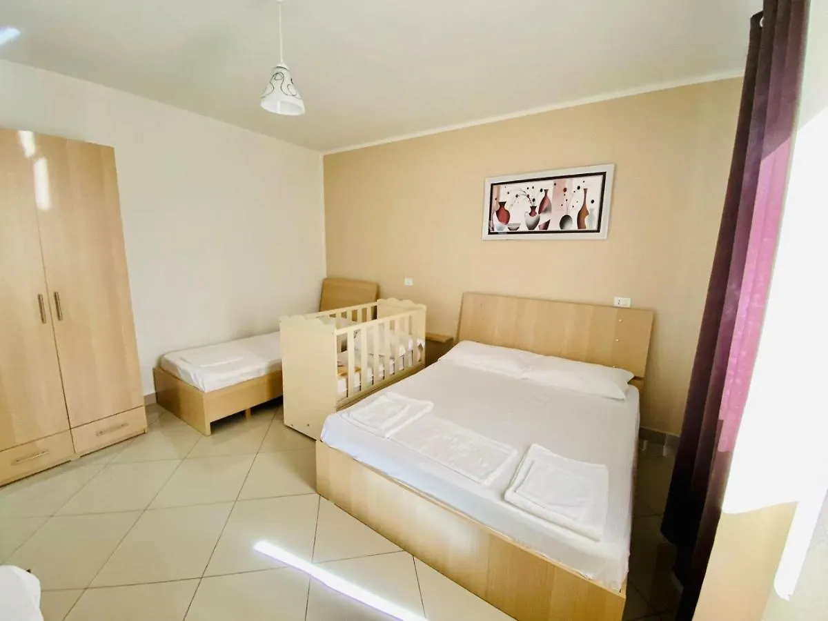 Vila Hotel Velipoje 0*,