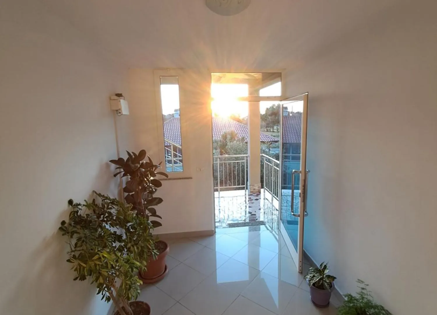 Vila Hotel Velipoje Albania